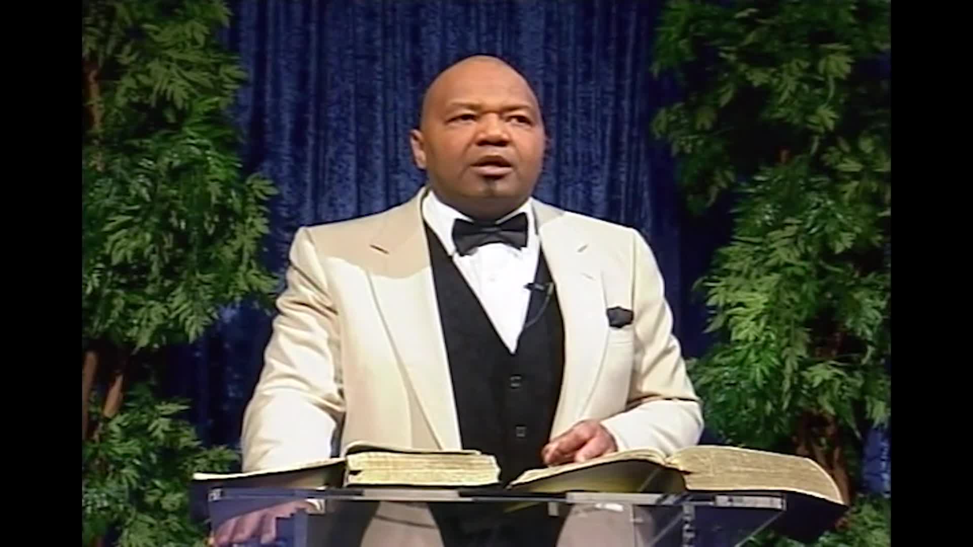 This is The Day - Praising Through Your Troubles