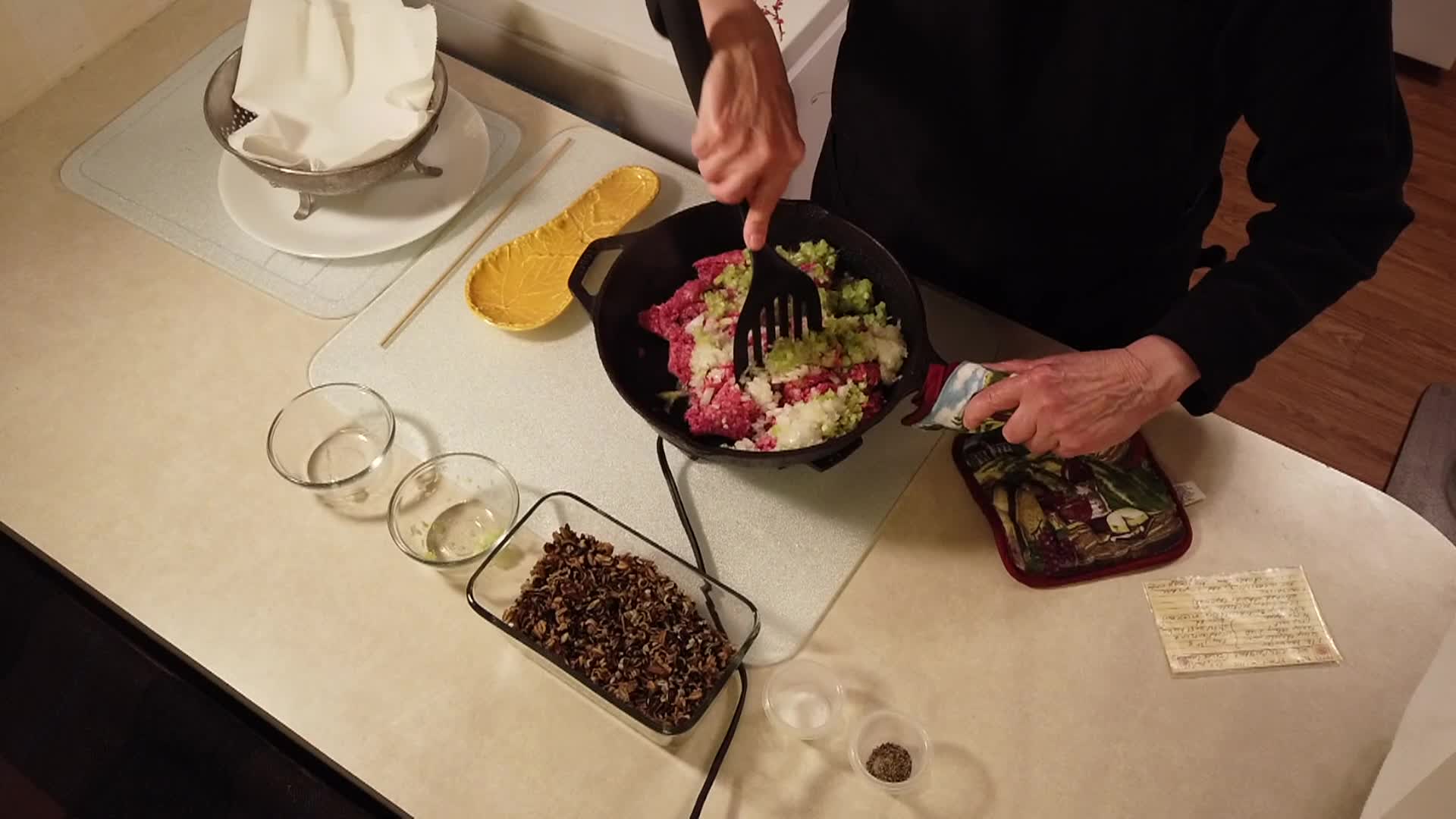 Thumbnail image for November Merry's Eclectic Interests - Wild Rice Casserole and Homemade Cranberry Sauce