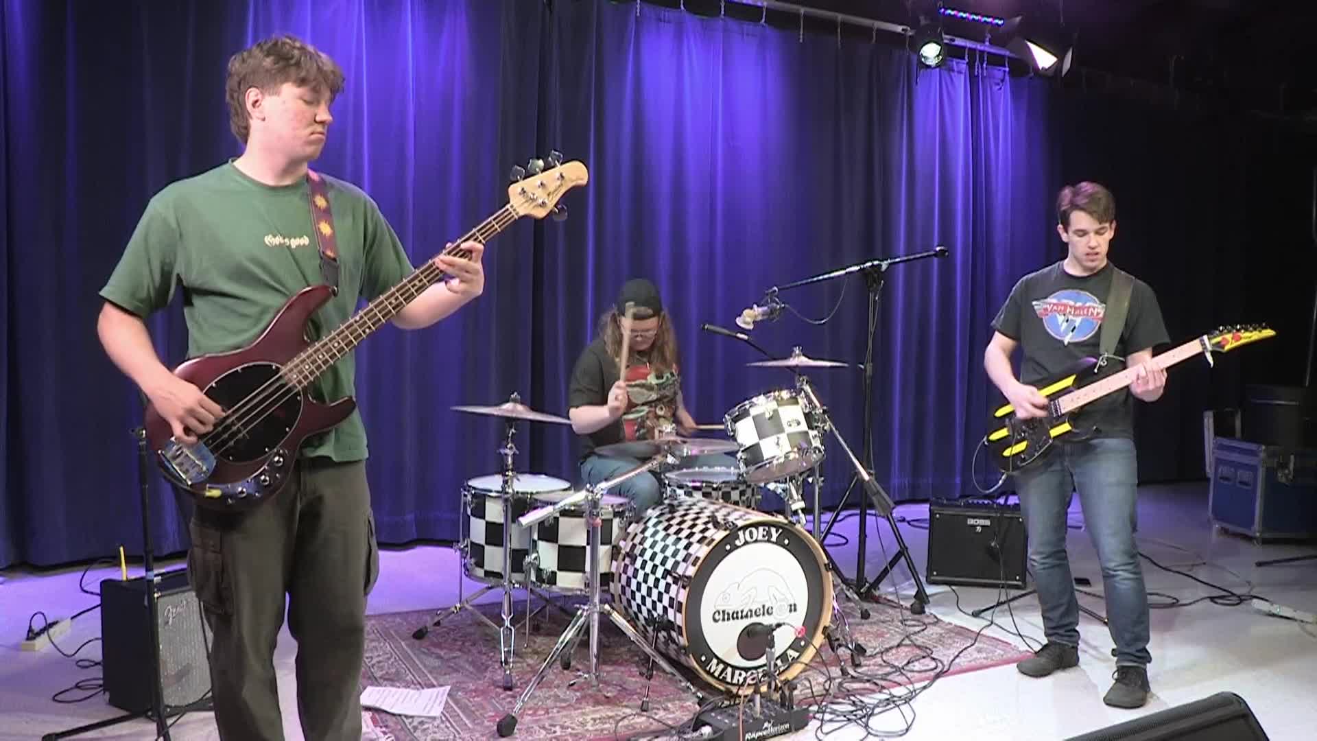 Thumbnail image for Peter Lewandowski and Friends - Chameleon